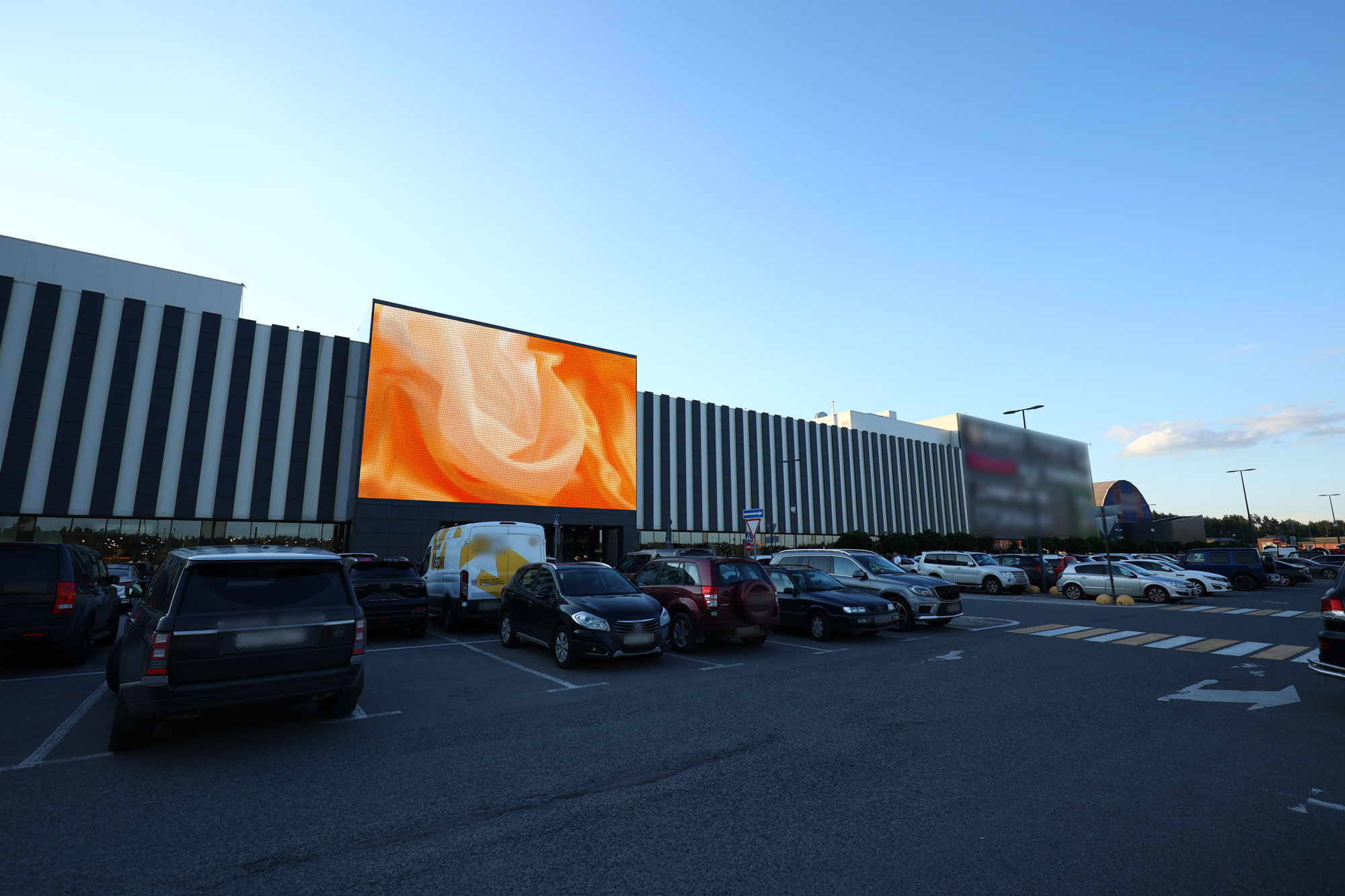 Digital Screen on 23 km Novorizhskoye Hwy (Riga Mall) 1