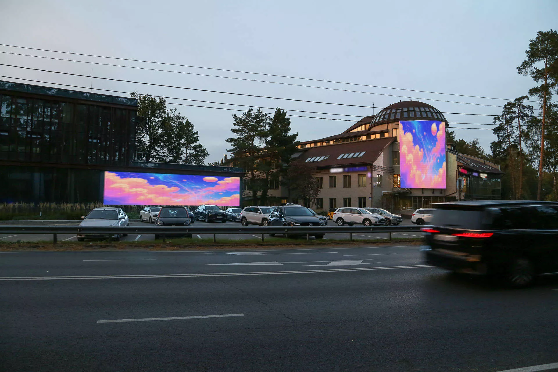 Digital Screen Rublevo-Uspenskoye Hwy 123B 1