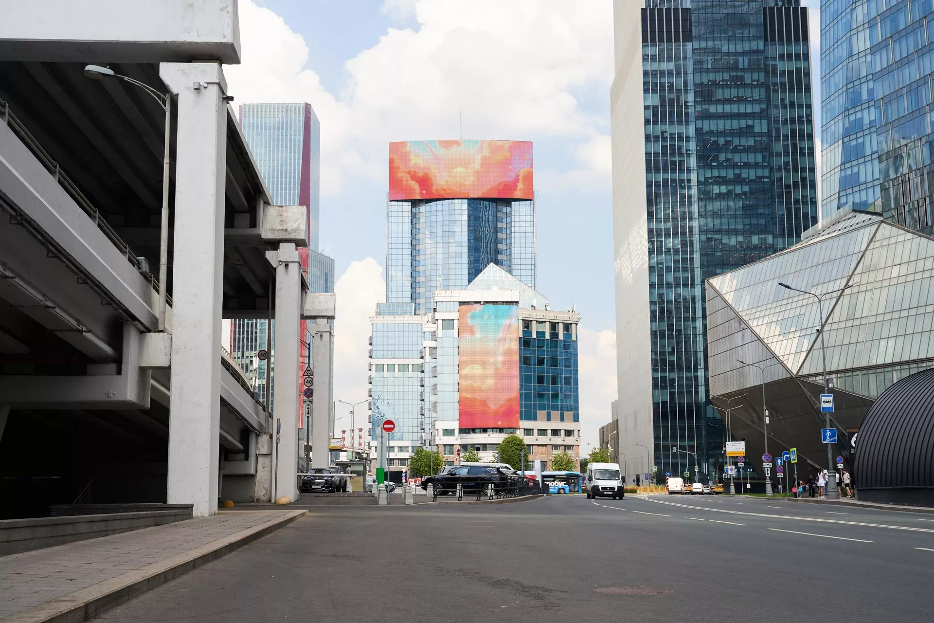 South Horizontal Screen at North Tower, Moscow City 4