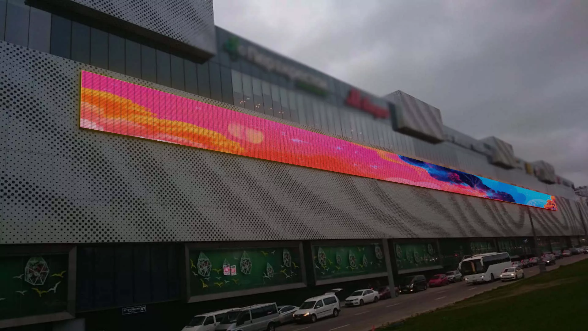 Digital Screen on Kutuzovsky Ave 57, Oceania Mall 2